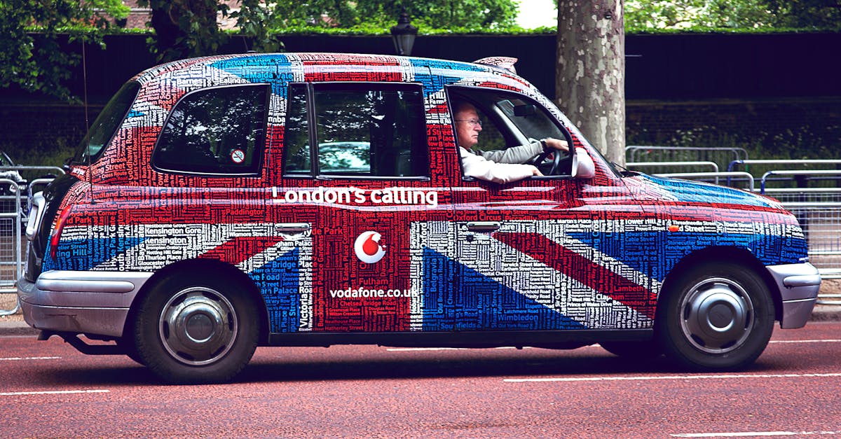 découvrez notre service de taxi fiable et rapide, offrant des trajets confortables et sécurisés à travers la ville. réservez votre course en quelques clics et profitez d'un service de qualité grâce à notre équipe de chauffeurs professionnels.